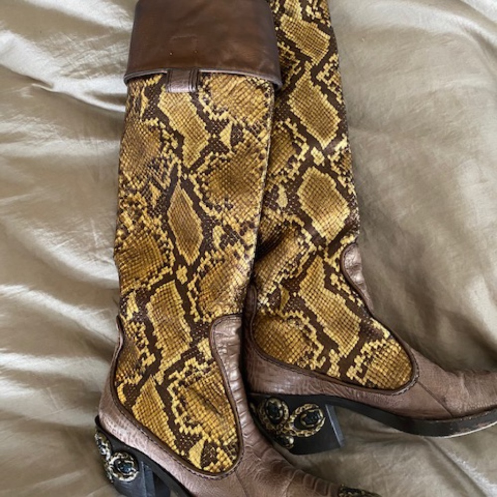 Giuseppe Zanotti cowboy boots